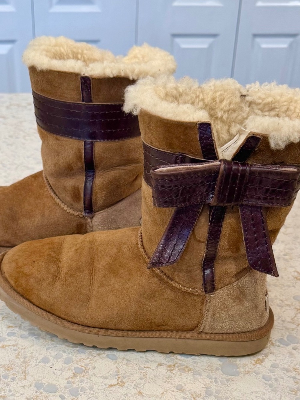 Women's Size US 8 Josette Uggs Boots 1003174, Chestnut Suede, Leather Bow